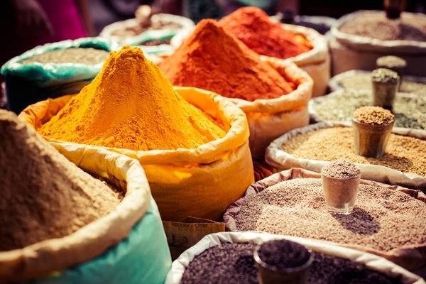 مواد غذایی مهم برای ضد التهابی سرطان 1 ادویه