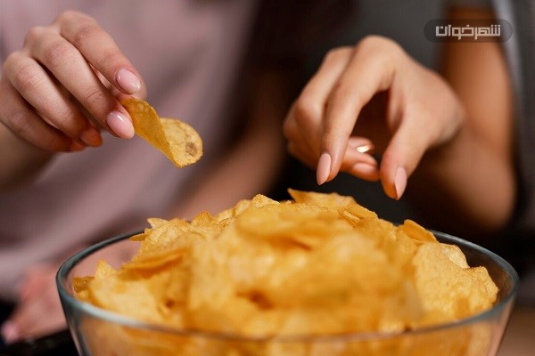 خوردن چیپس 1 چیپس