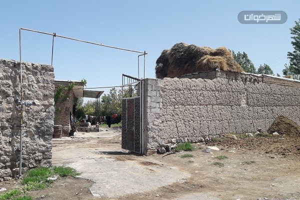 محوطه خانه روستایی 1 روستا